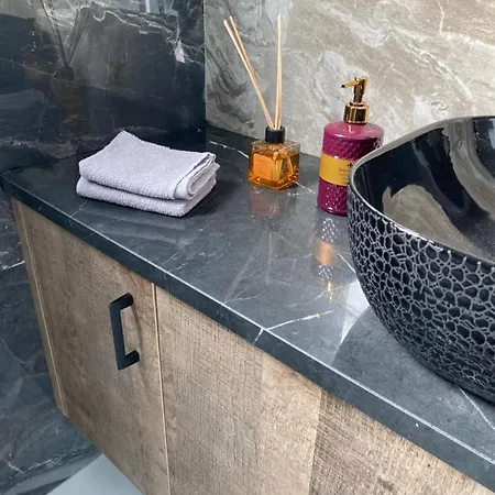 Lights - Luxury Penthouse - Panoramic View - Near Unic Apartamento Nicosia