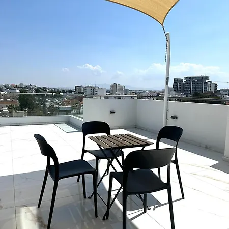 Lights - Luxury Penthouse - Panoramic View - Near Unic * Nikósie