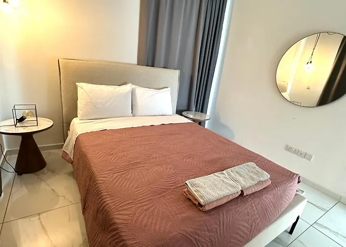 Lights - Luxury Penthouse - Panoramic View - Near Unic * Nikósie