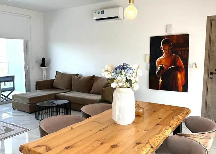 Lights - Luxury Penthouse - Panoramic View - Near Unic Appartement Nicosia