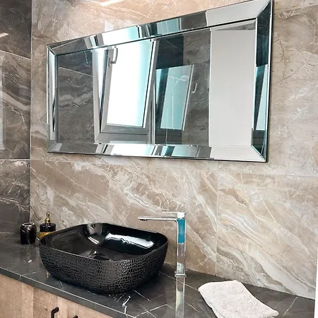 Lights - Luxury Penthouse - Panoramic View - Near Unic Apartamento *